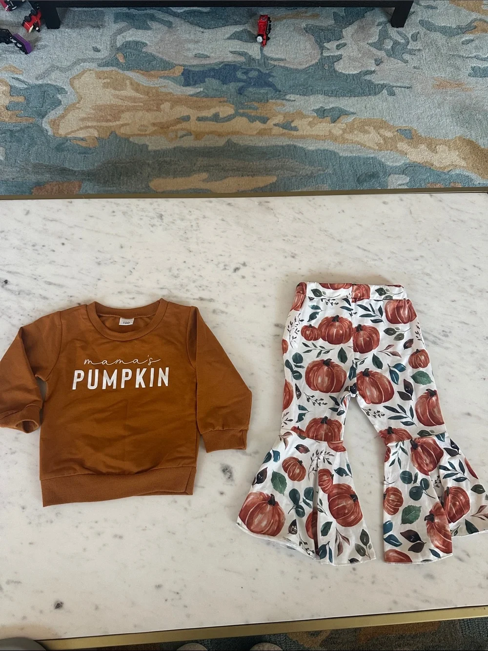 Mama's Pumpkin Sweatshirt & Pumpkin Print Ruffle Pants Set - Rust & White